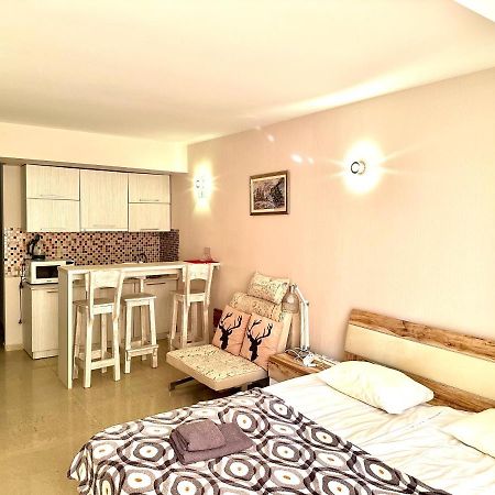 Light Apartments Гудаурі Екстер'єр фото